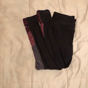 Maurice’s in Motion Black & Maroon Leggings